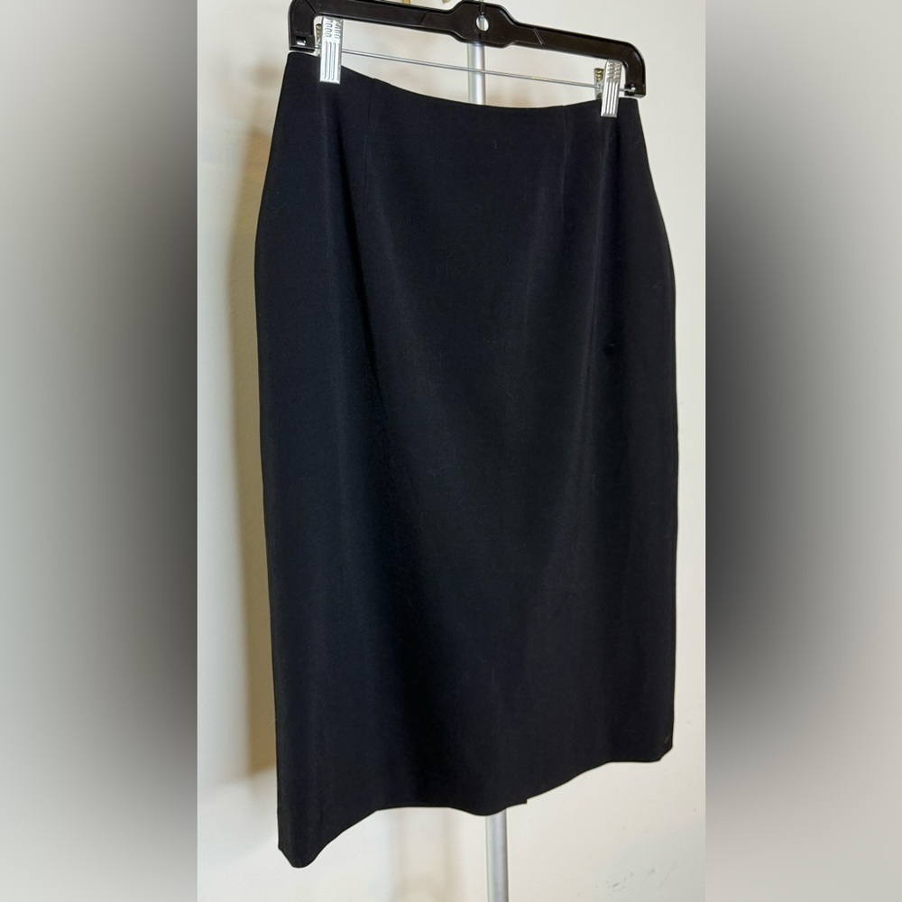 Lauren Ralph Lauren black preppy capsule knee length lined back zip skirt 6 EUC - Picture 3 of 9